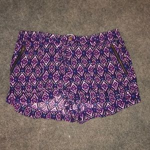 Patterned summer shorts